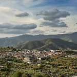 Rurales El Prado 컨트리하우스 *